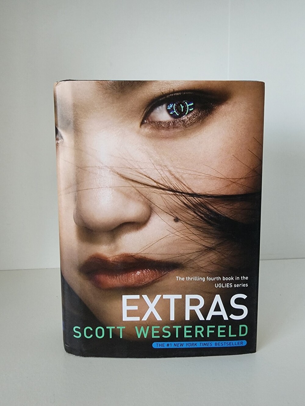 🖤 3/$20 Extras by Scott Westerfeld YA Hardcover Fantasy Book